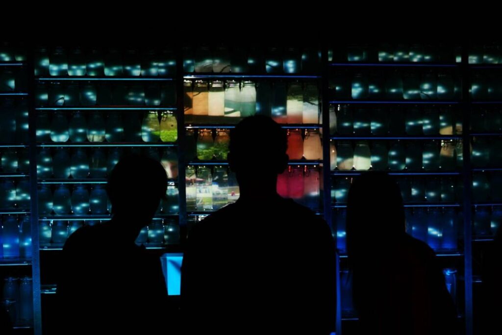 How Do AI-Generated Ads Improve ROI in Digital Marketing? Digital Marketing